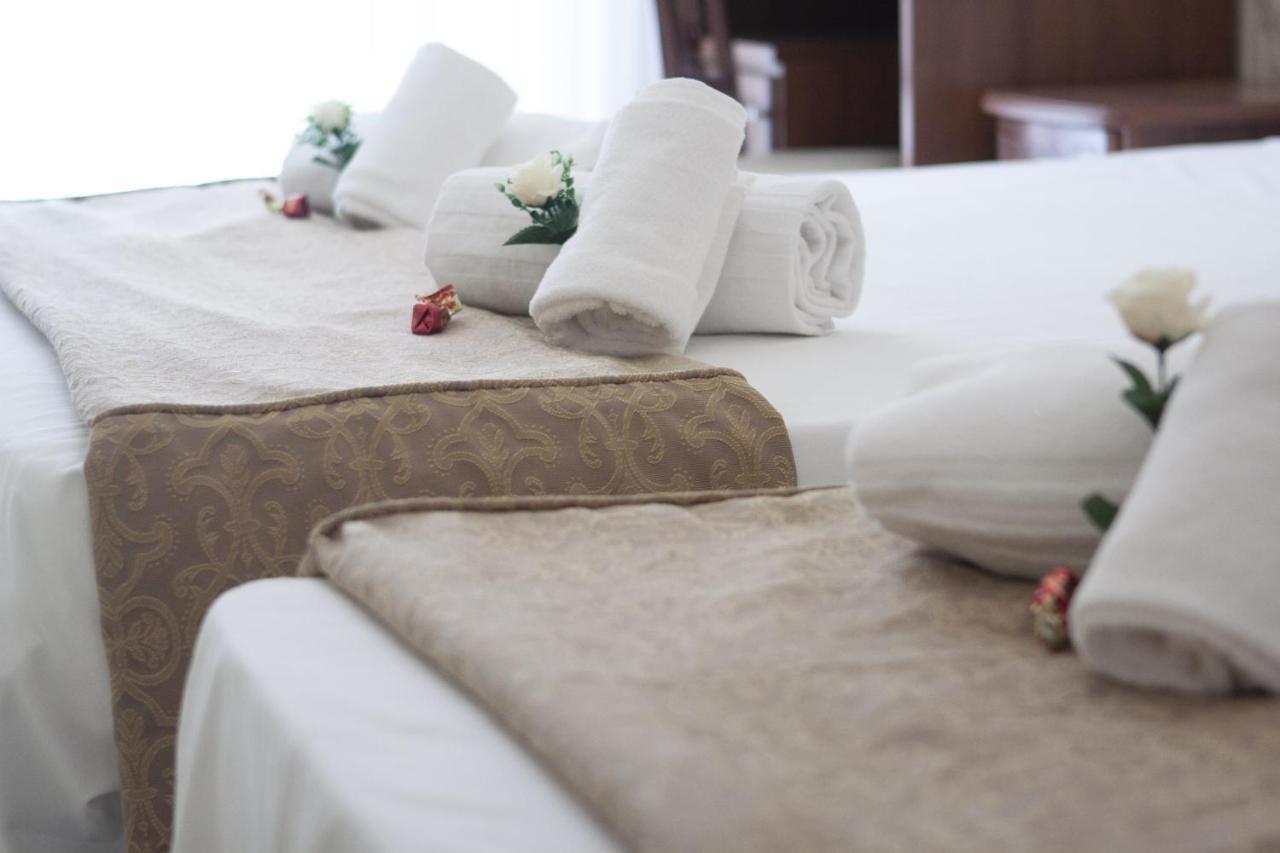 Suite Dal Conte Rome Bagian luar foto