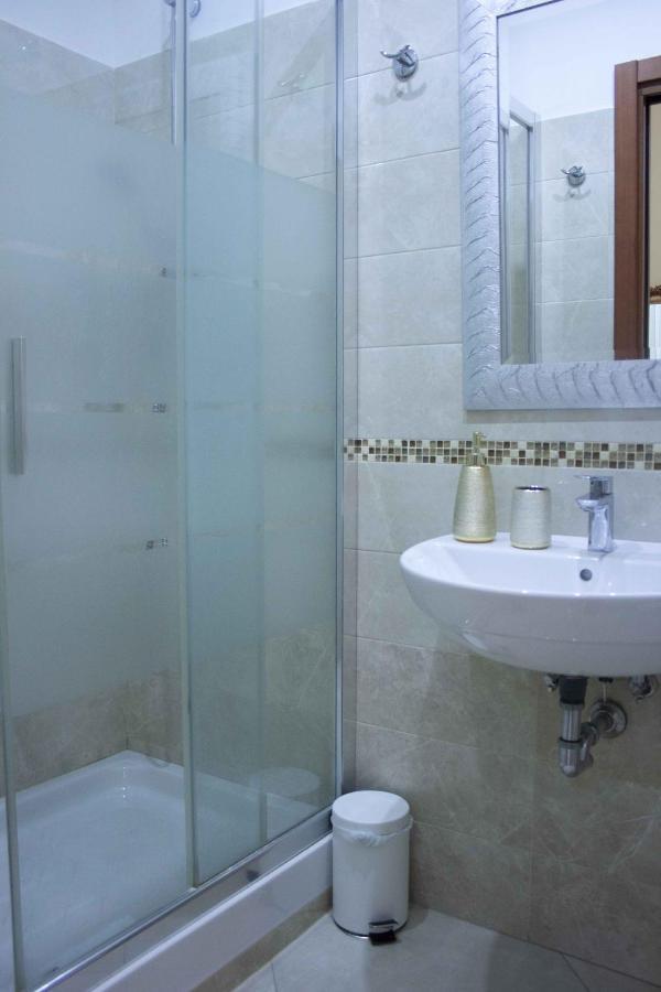 Suite Dal Conte Rome Bagian luar foto