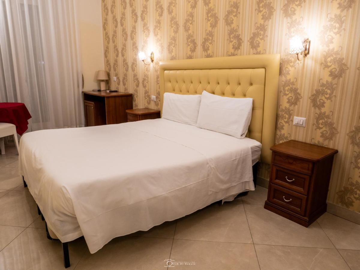 Suite Dal Conte Rome Bagian luar foto