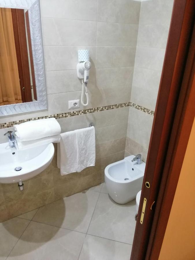 Suite Dal Conte Rome Bagian luar foto