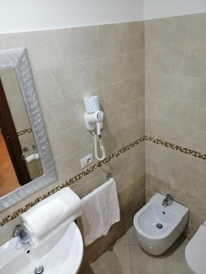 Suite Dal Conte Rome Bagian luar foto