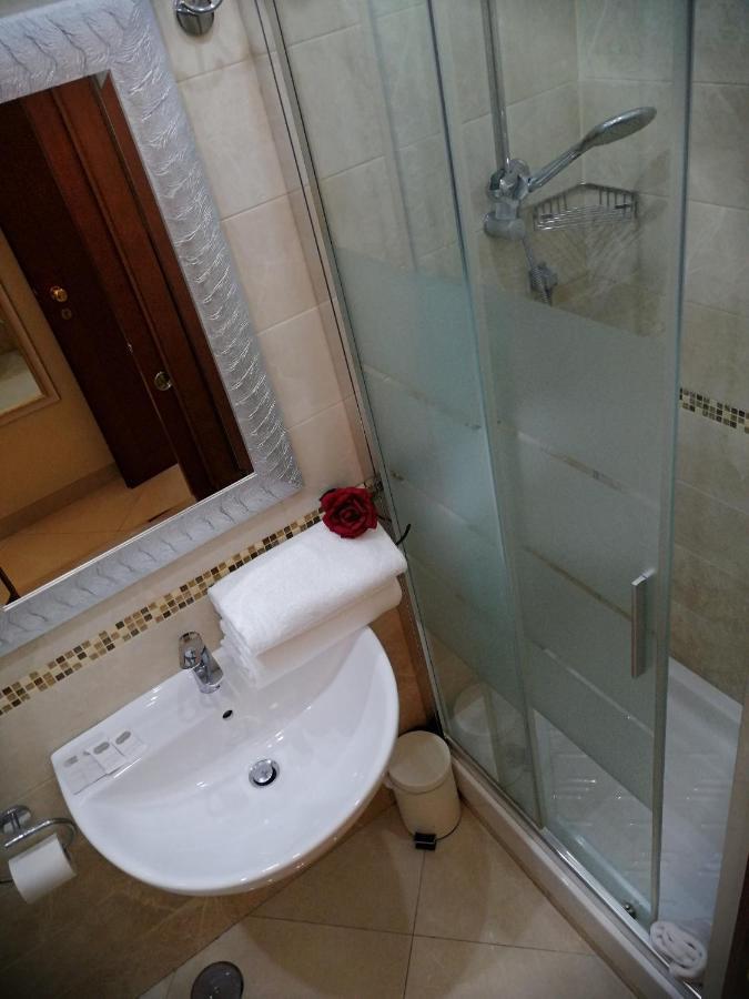Suite Dal Conte Rome Bagian luar foto